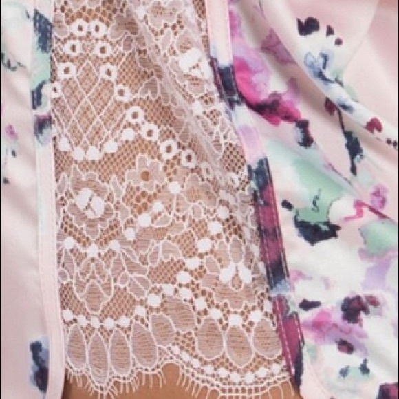 IN BLOOM BY JONQUIL size large
Women's Cami Short Pajamas NWT - Picture 11 of 11